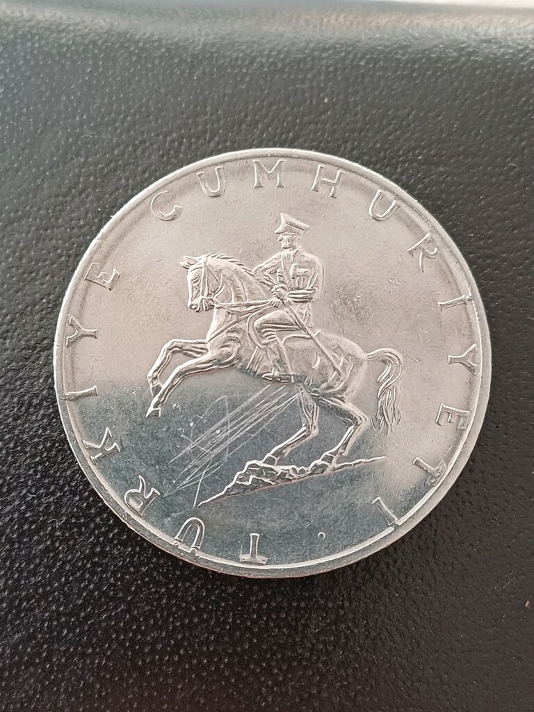 1975 baskısı 5 tl - 2