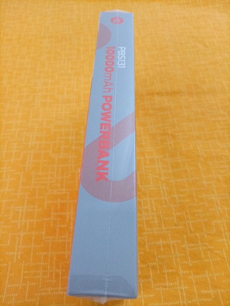Resimdeki powerbank sahibinden yeni kutusunda bir adet vardır - 4