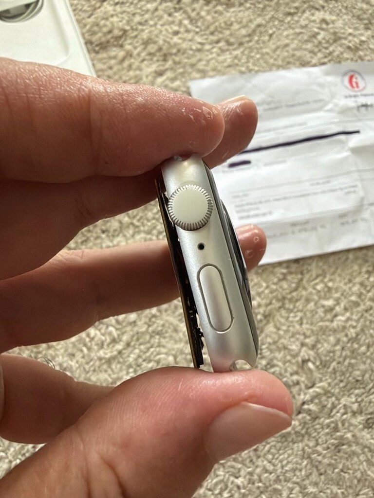 Apple Watch SE 44 mm ekran hasarlı - 4