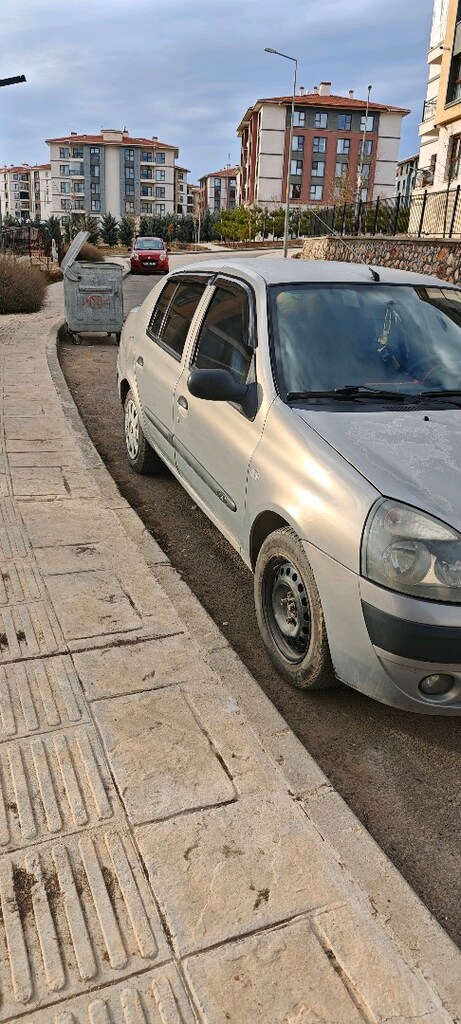 2005 1.4 Renault Clio 2 klima - 2