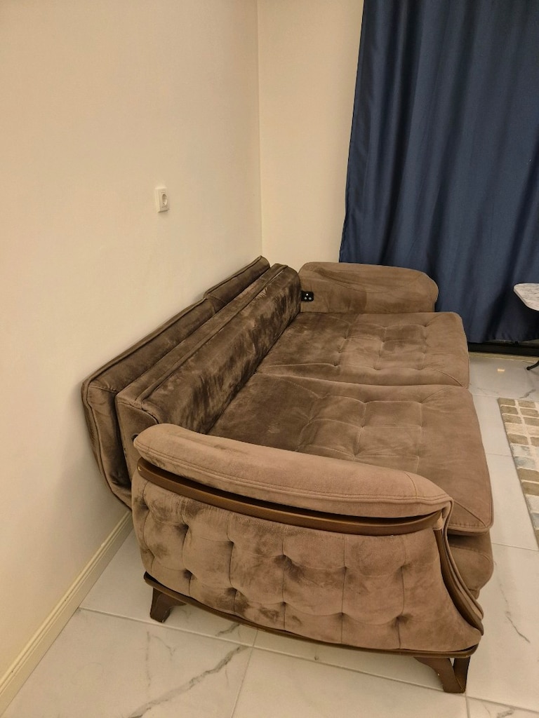 2 3 lü koltuk + 1 berjer - 3