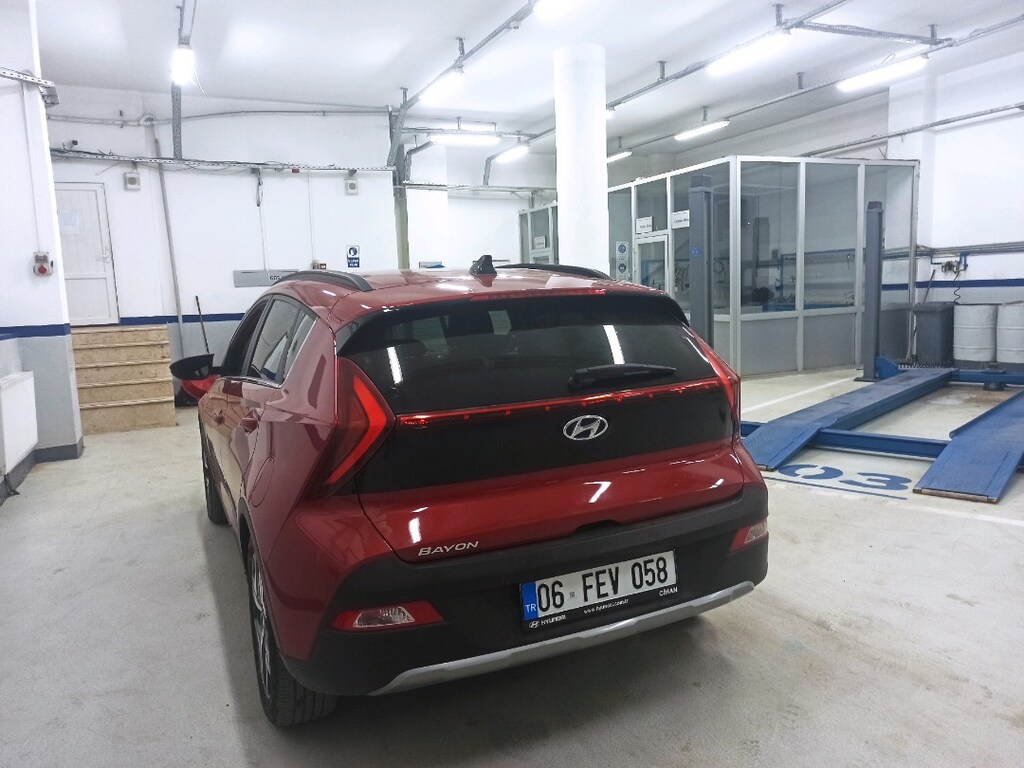 EMSALSİZ KM HYUNDAİ BAYON 1.4 ELİTE PAKET FULL + FULL OTOMATİK VİTES - 4