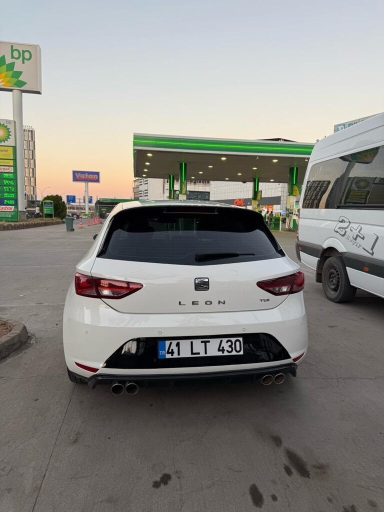 SEAT LEON - 8