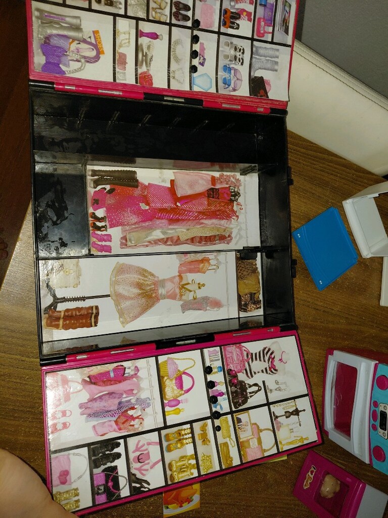 Barbie Dolabı Ve Mutfak Dolapları - 8