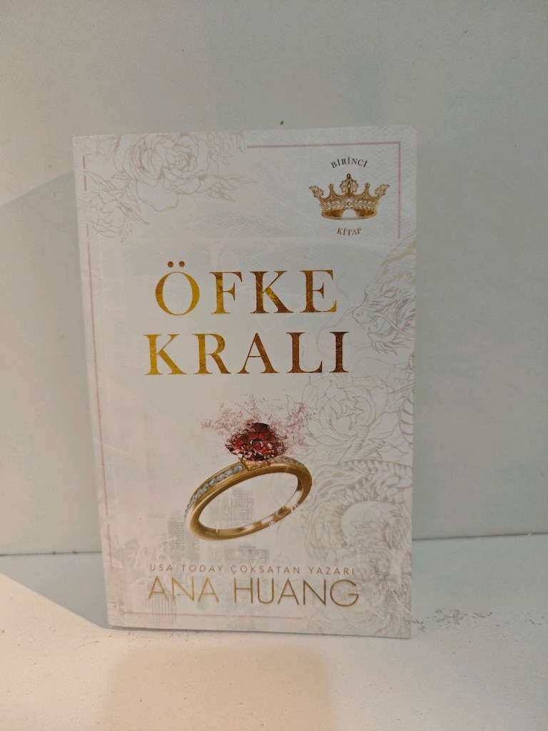 Ana Huang... gurur kralı.. öfke kralı.. hırs kralı. - 5