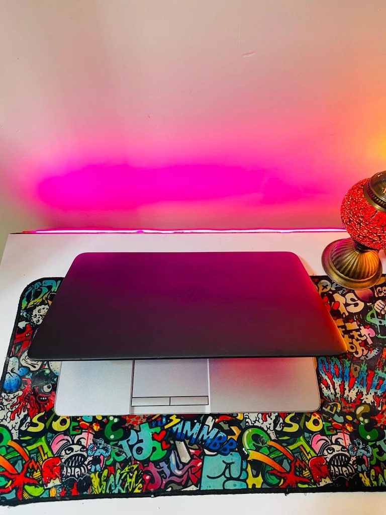 HP- İ5-8GB RAM-256 GB SSD LAPTOP - 4