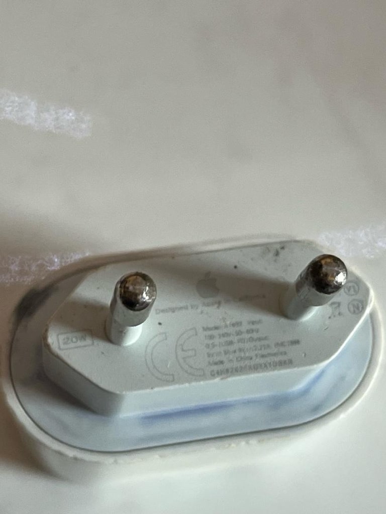 iPhone Şarj Aleti sorunsuz - 3