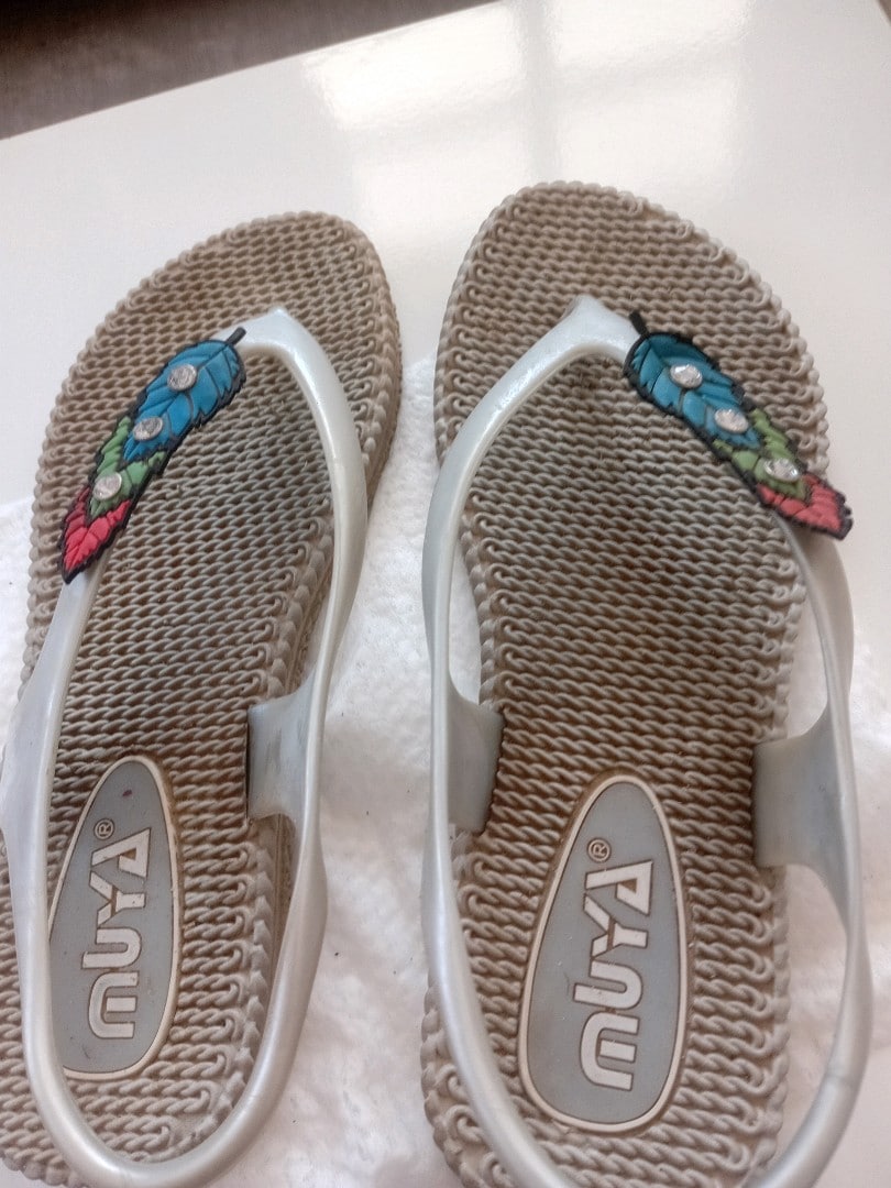 terlık ve sandalet ıkısıde 38 39 noya olur adet fıatıdır - 9