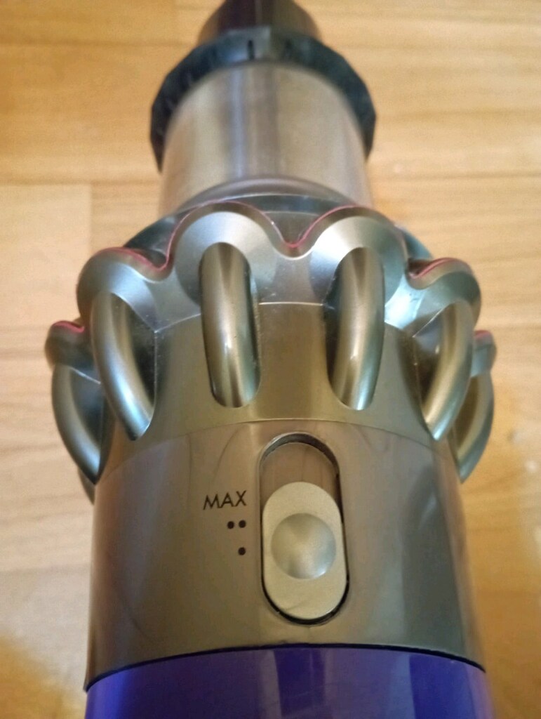 Dyson V10 Motorlu Gövde Siklon Kısmı - 3