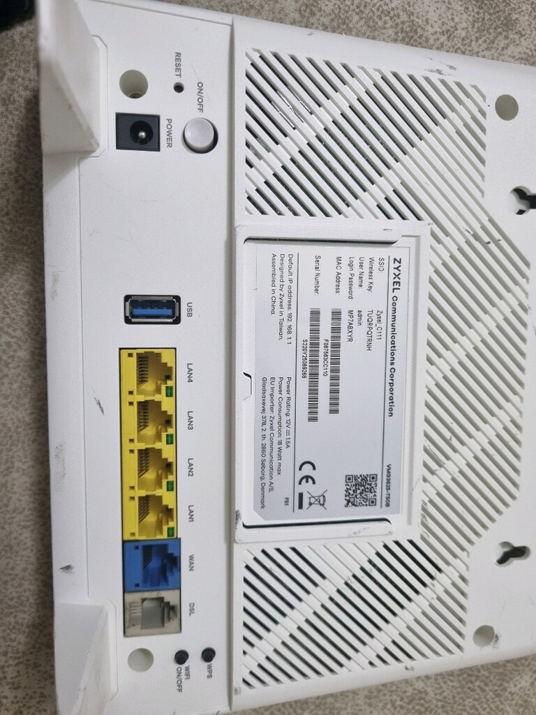 SATILIK ZYXEL VDSLKABLOSUZ MODEM 2.4 VE 5 GHZ YENİ NESİL MODEMDİR - 3