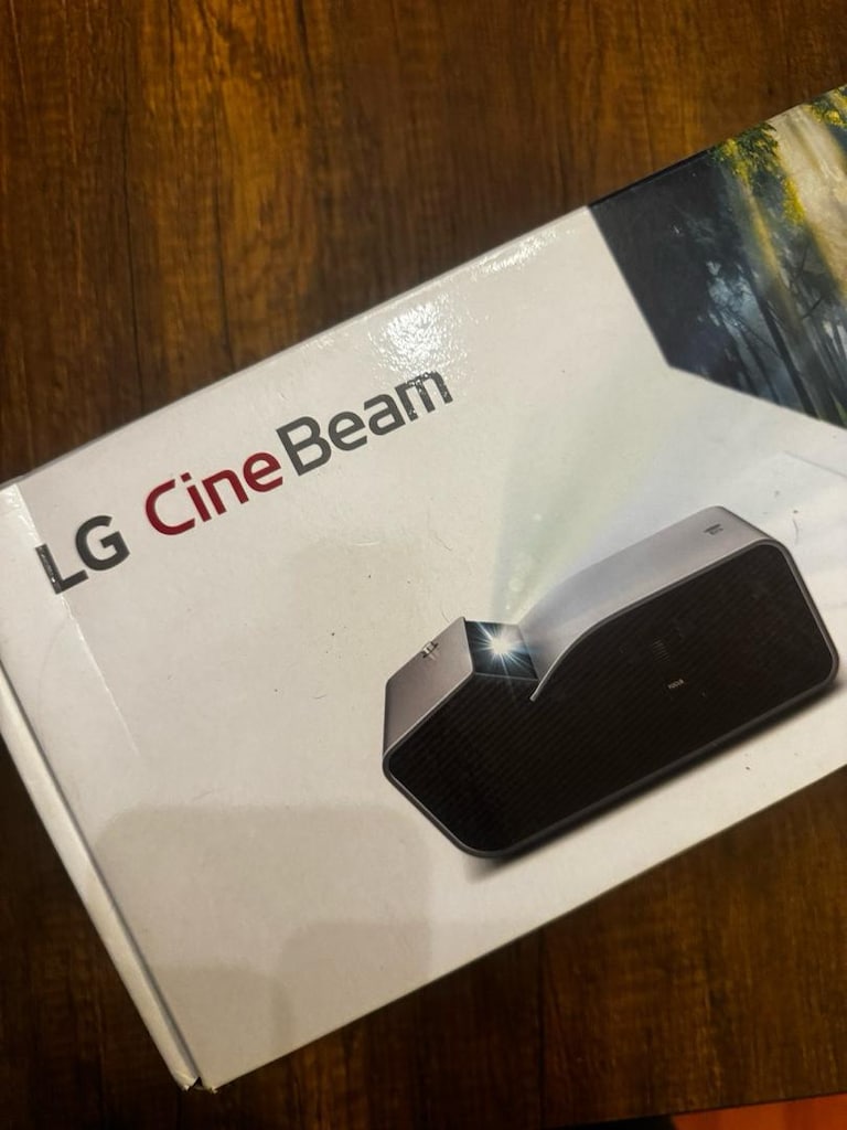 LG CineBeam – Kablosuz, Bataryalı, Ultra Kısa Mesafe Projeksiyon - 3