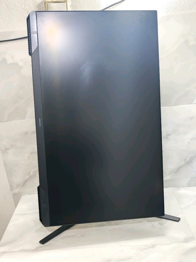 Samsung Odyssey G3 S27DG302EU 27" Full HD 180Hz 1ms Pivot Gaming - 2