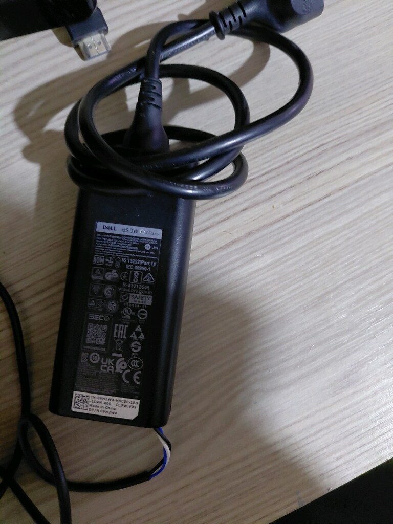 dell 65w Type-c şarj adaptörü - 2