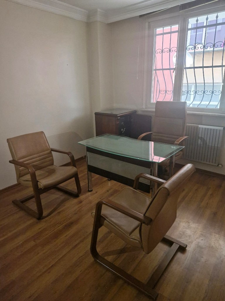 ofis eşyaları satılıktır. - 10