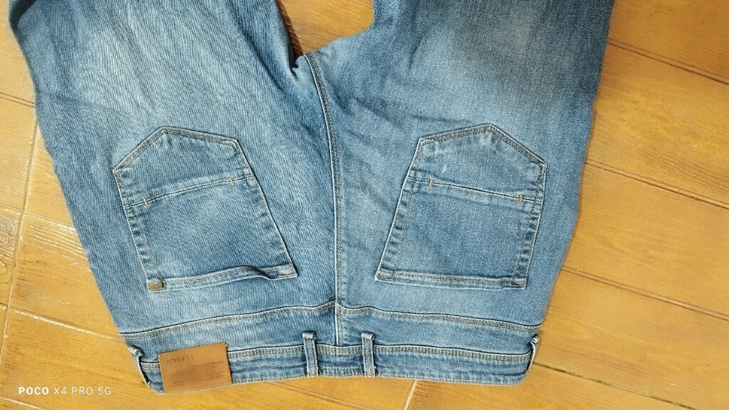 #Lufian jeans pantolon..Belden az daraltılmıştır.Eni çekilince 45 - 4