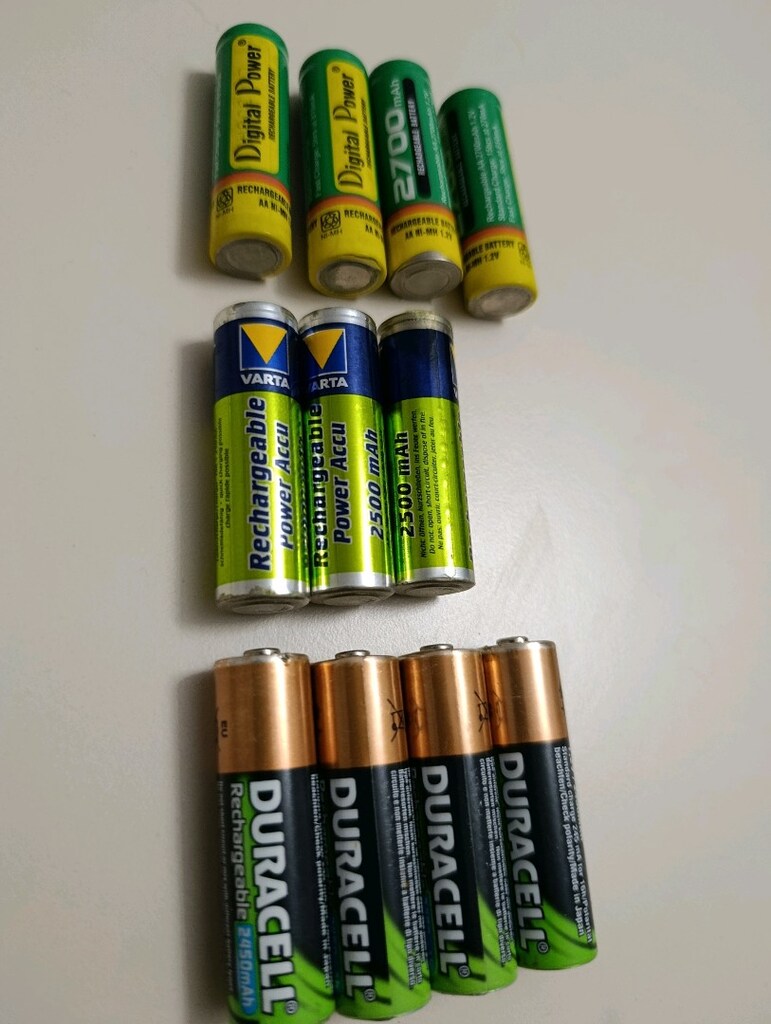 VARTA AAA VE AA PIL ŞARZ ALETİ - 2
