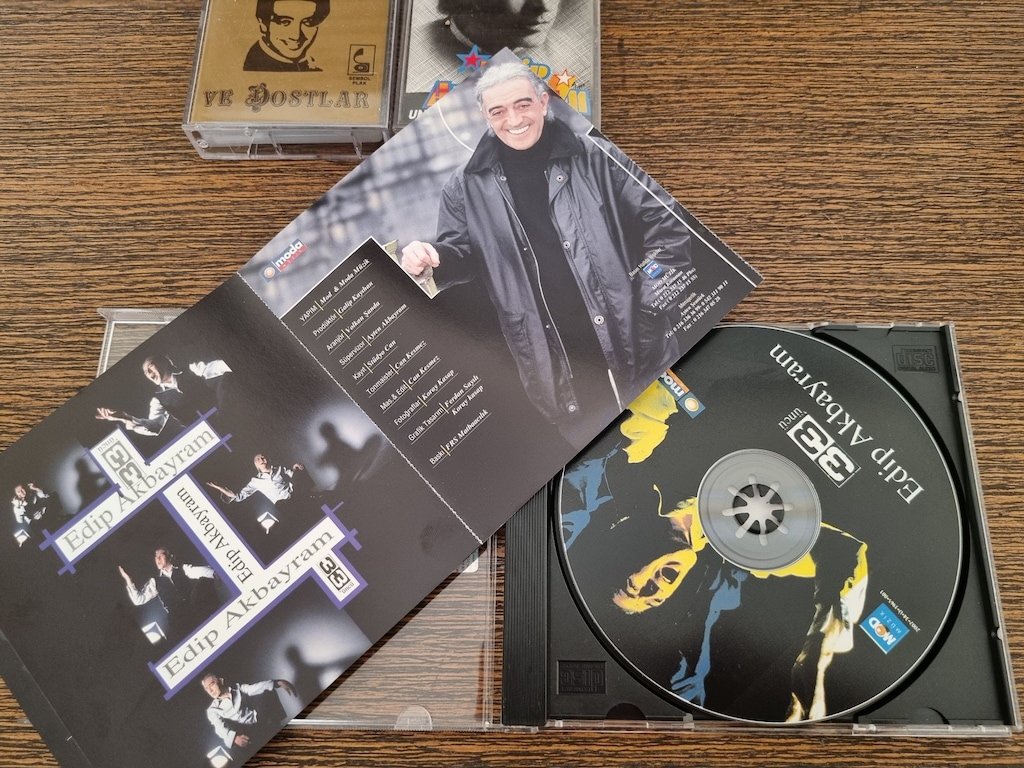 Edip Akbayram Koleksiyonluk Kasetler ve CD - 3