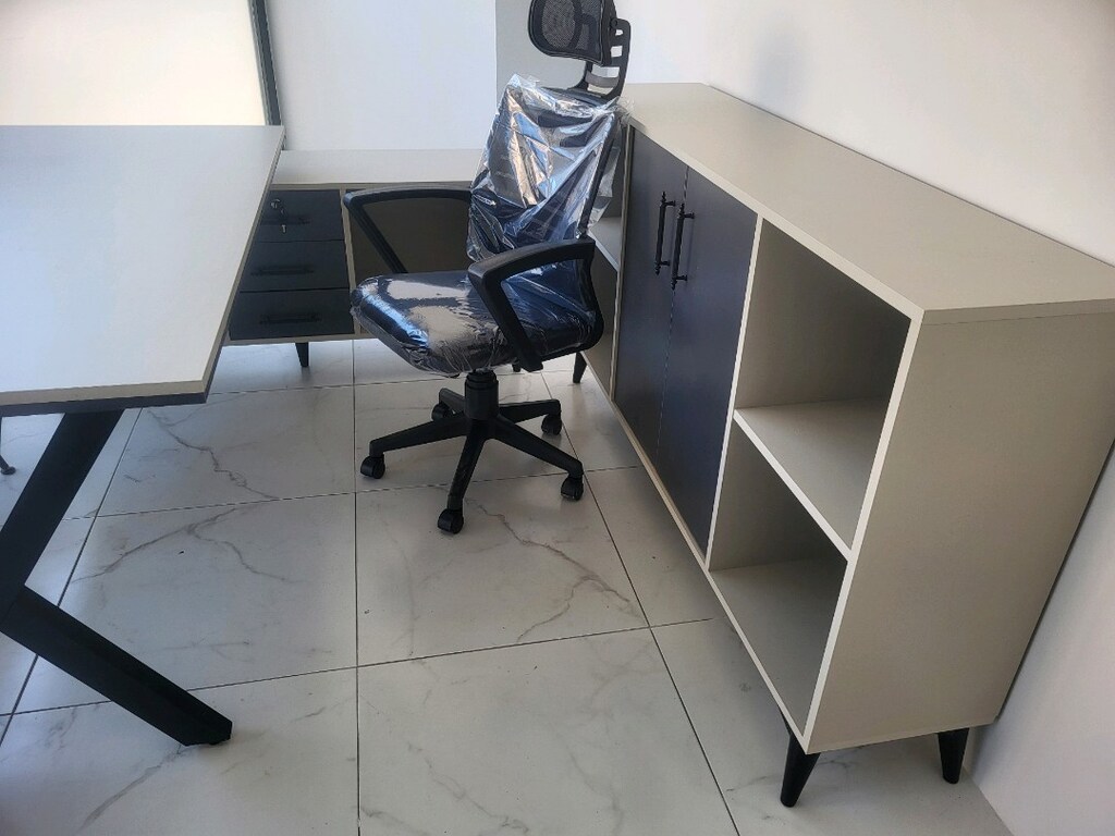 L Etajerli Ofis Makam Masası Takımı - 15