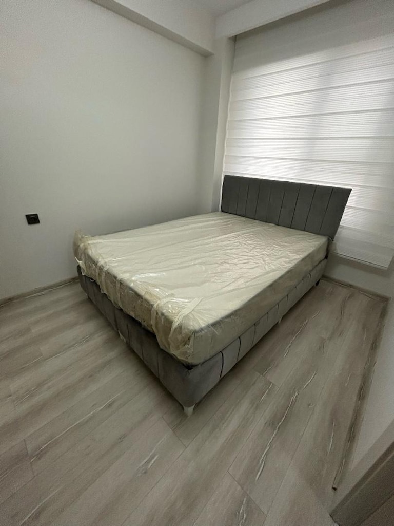 SIFIR GARDROP VE ÇİFT KİŞİLİK BAZA BAŞLIK YATAK - 9