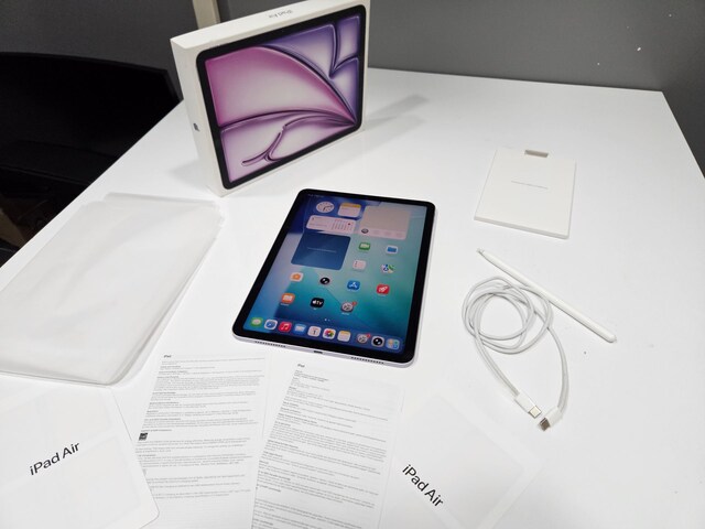 APPLE İPAD AİR 6 + M2 İŞLEMCİ + 256 GB+ KALEMLİ