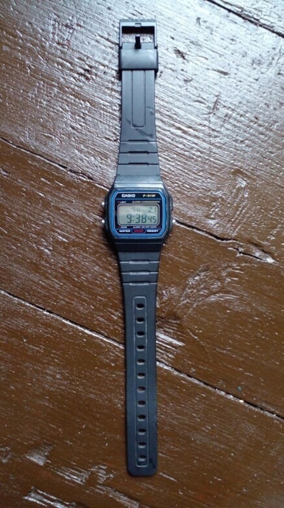 CASİO F-91W SAAT - 4