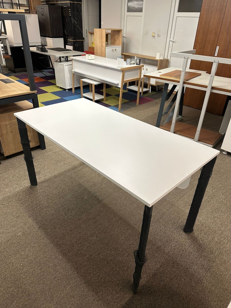 KLAS OFİS ÜSKÜDAR 140x70 BEYAZ METAL AYAKLI ÇALIŞMA MASASI - 4