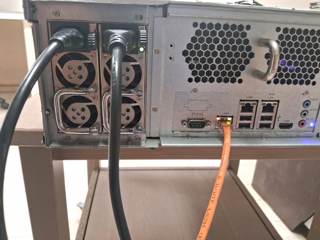 THECUS N16000 PRO NAS SUNUCU SERVER - 5
