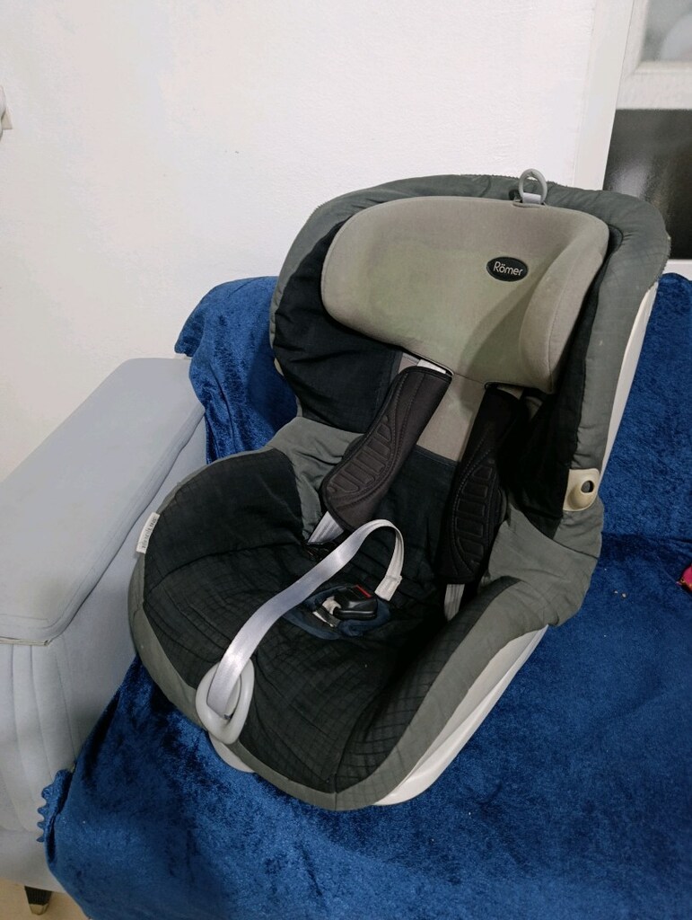römer isofix oto koltuğu 9-36kg - 3