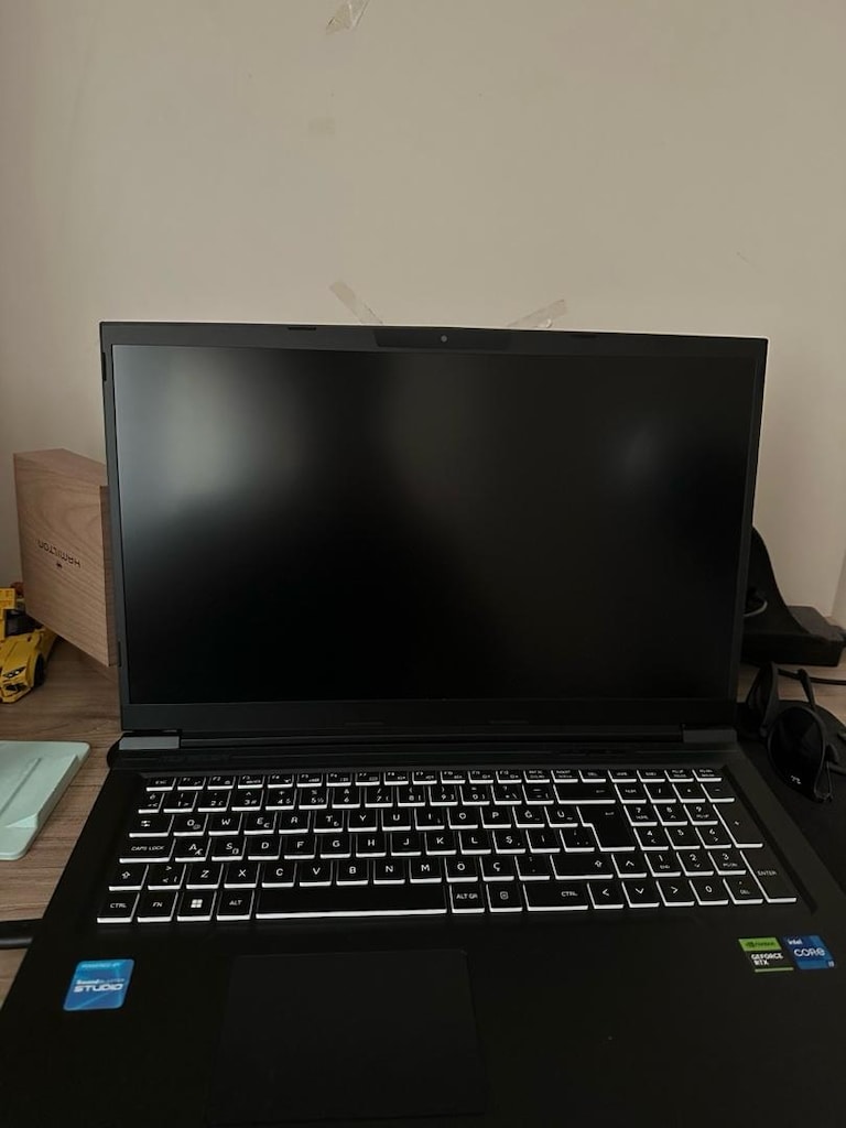 Monster Tulpar T7 V20.6.1 | i7-13700H RTX 4060 16GB RAM 1TB garantili