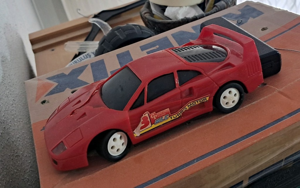 BMW M1 & Ferrari F40 kumandalı 1/24 araç - 5