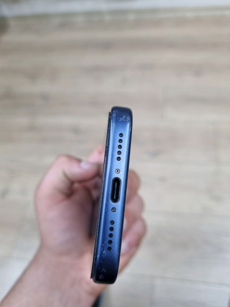 İPhone 17 pro 256 Gb PİL 92 KULANİMA AÇİK - 4