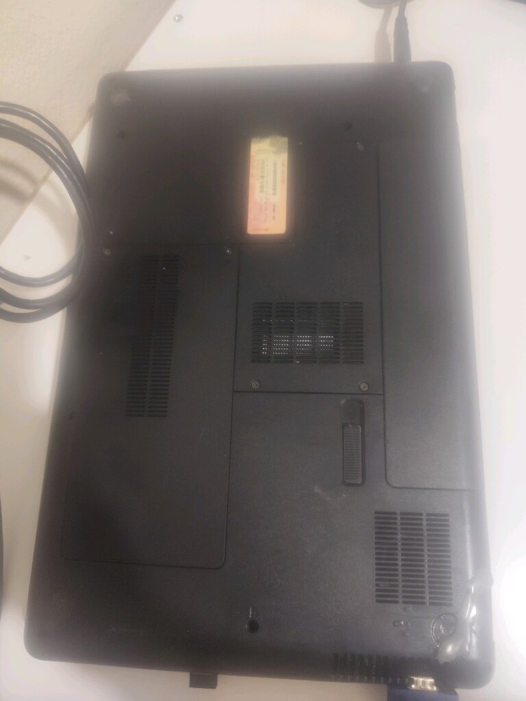 Temiz HP Compaq CQ56 - SSD Takılı - Sorunsuz - 3