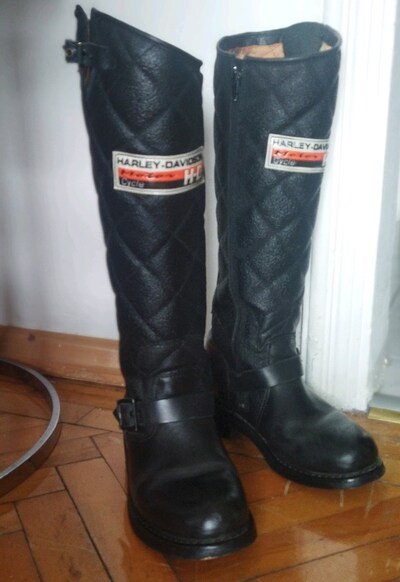 Harley Davidson Bayan uzun bot