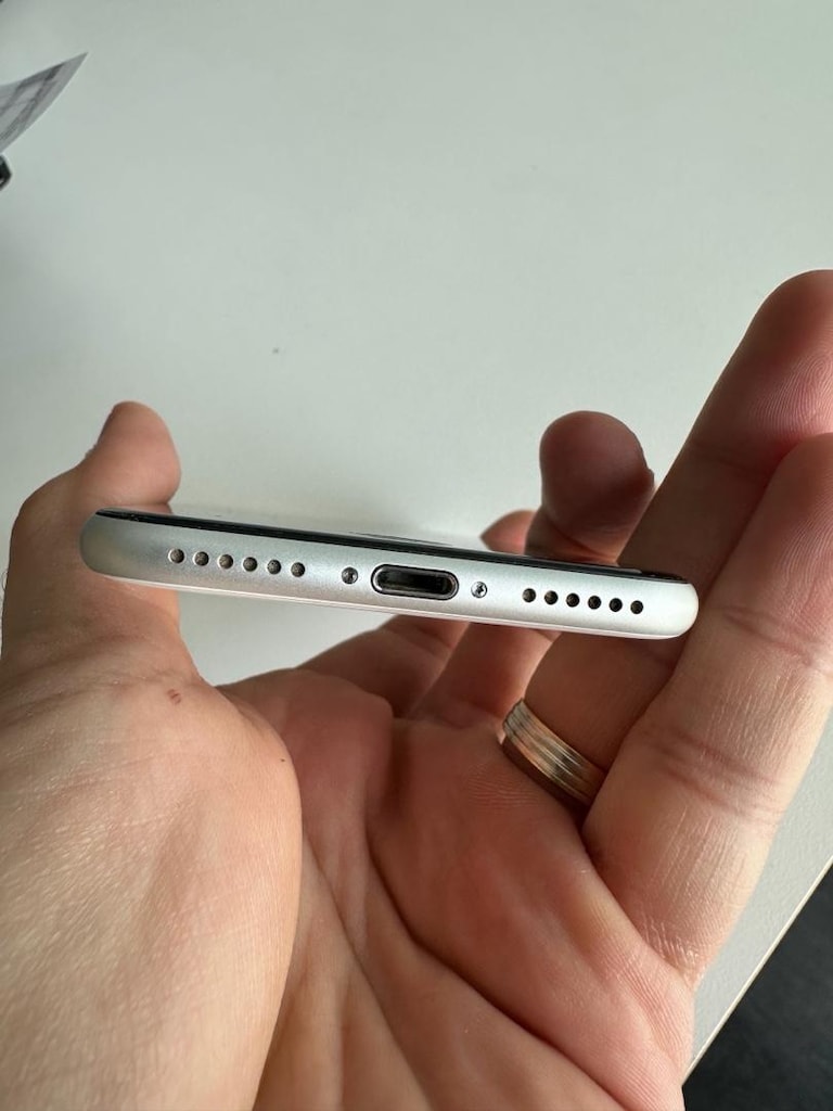 Iphone SE 2.nesil 64gb - 7