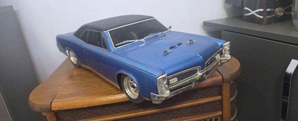 RC CAR 1967 PONTIAC GTO TYROL BLUE - 8