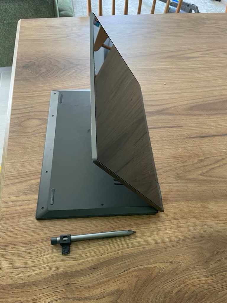 LENOVO İDEAPAD DOKUNMATİK EKRANLI i7- 8Gb Ram -512 SSD Laptop - 16