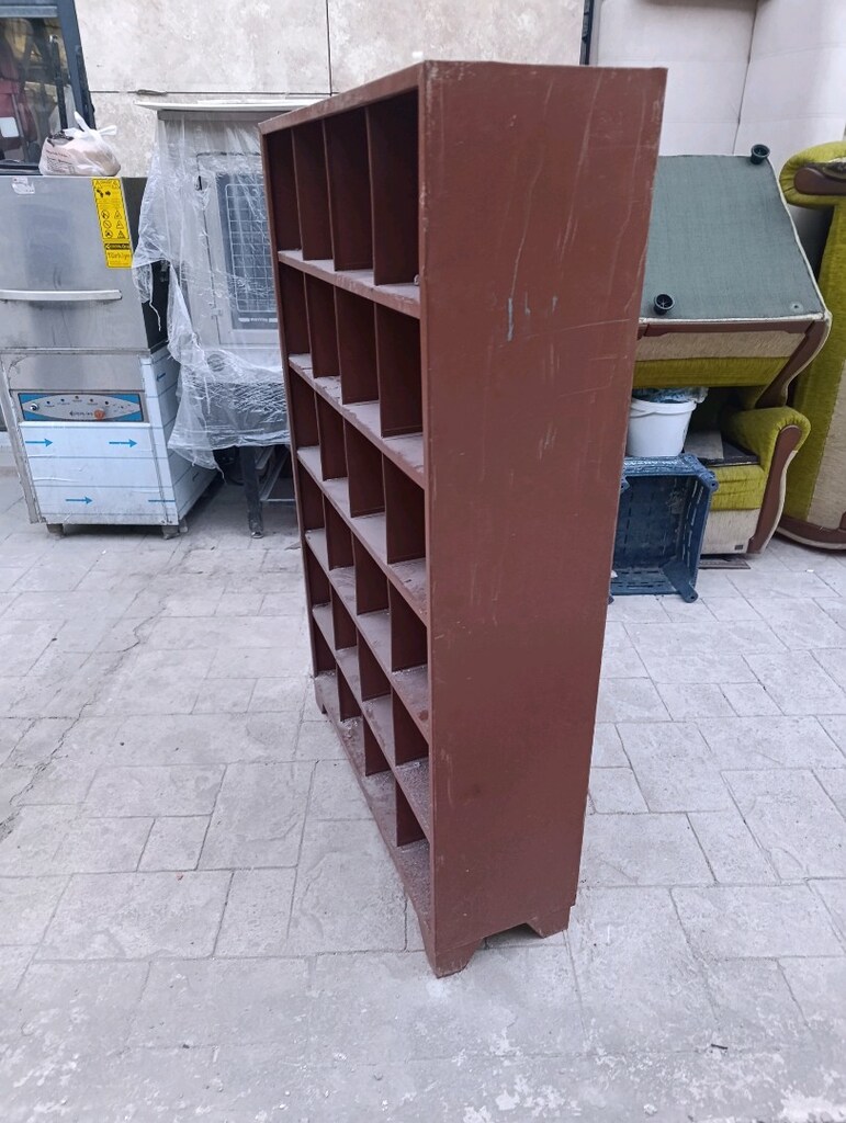 metal 24 gözlü malzeme dolabı - 3