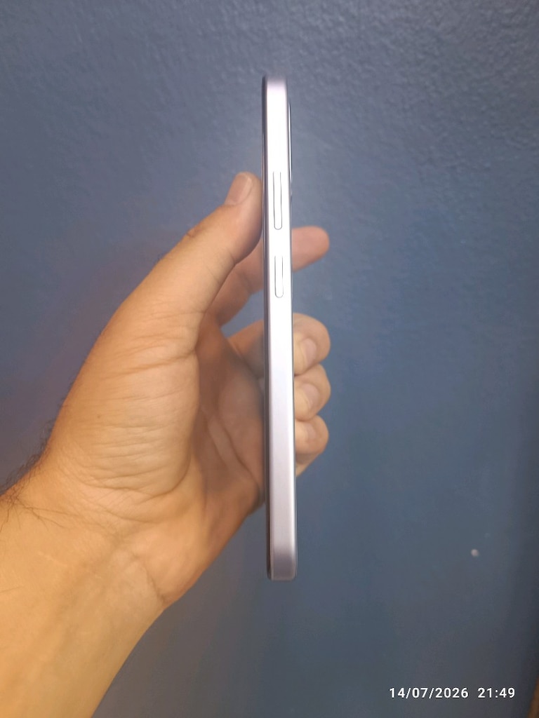 OPPO A6T 5G 4 RAM 128 GB TR 22 AY GARANTİLİ - 3