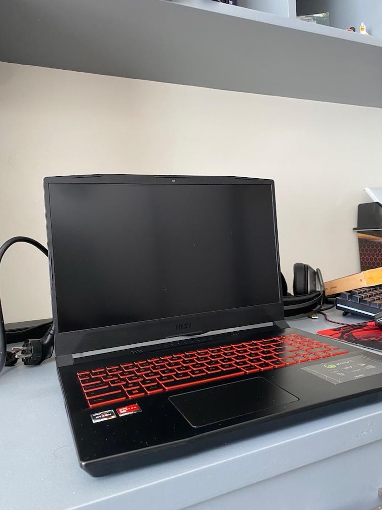 MSİ LEPTOP - 6