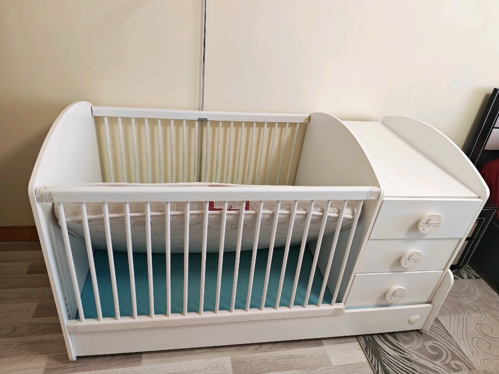 Çilek mobilya bebek beşiği - 2