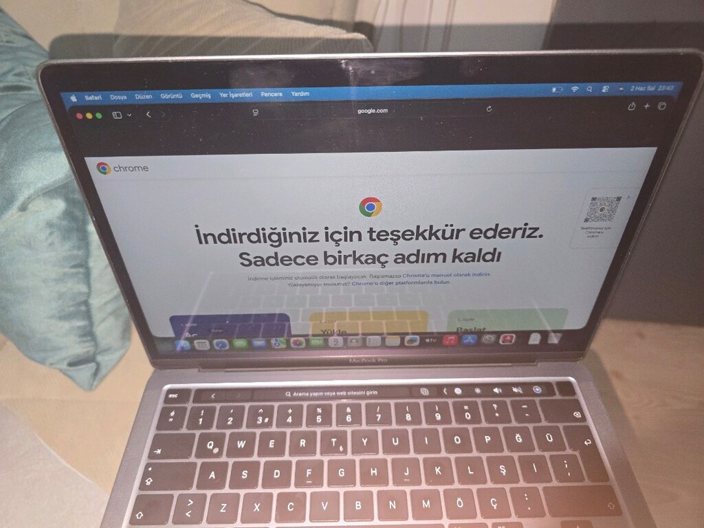 MacBook Pro MNEH3TU/A M2 - 4