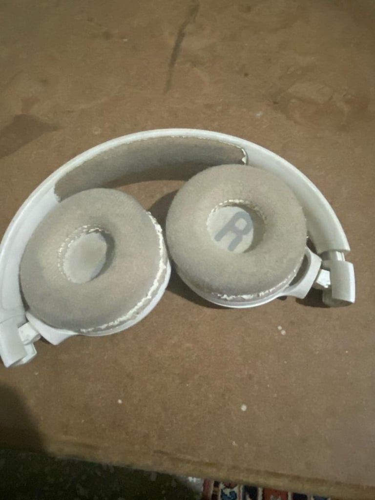 JBL kulaklık - 2