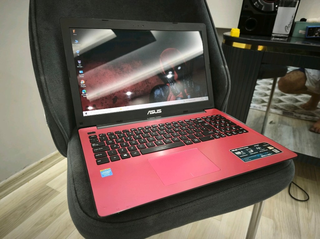 ASUS SONİCMASTER İNTEL CELERON İŞLEMCİ 8.CB.RAM 120.CB.SSD - 4