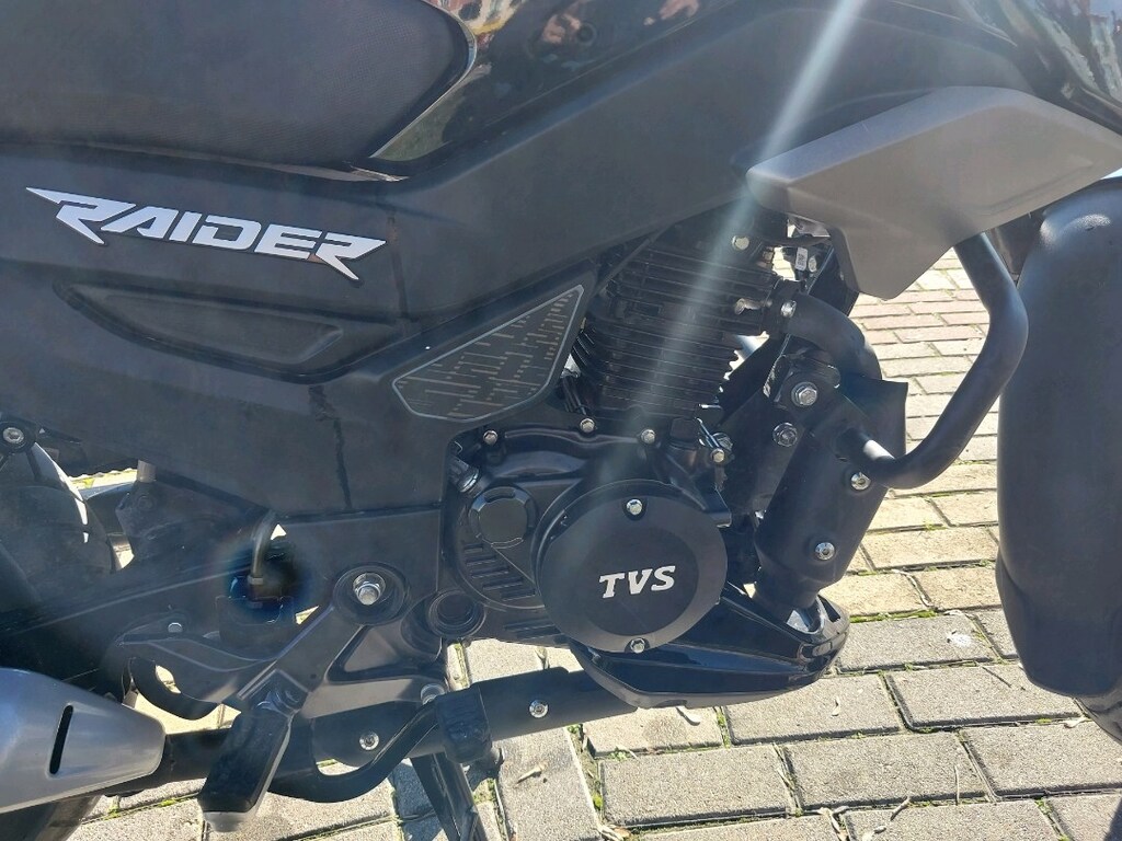 TVS Raider 125-2024 model-hasar kayıtsız-14000 km-servis bakımlı - 7