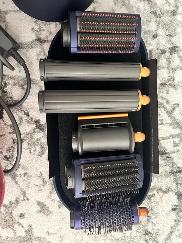 dyson airwrap - 3