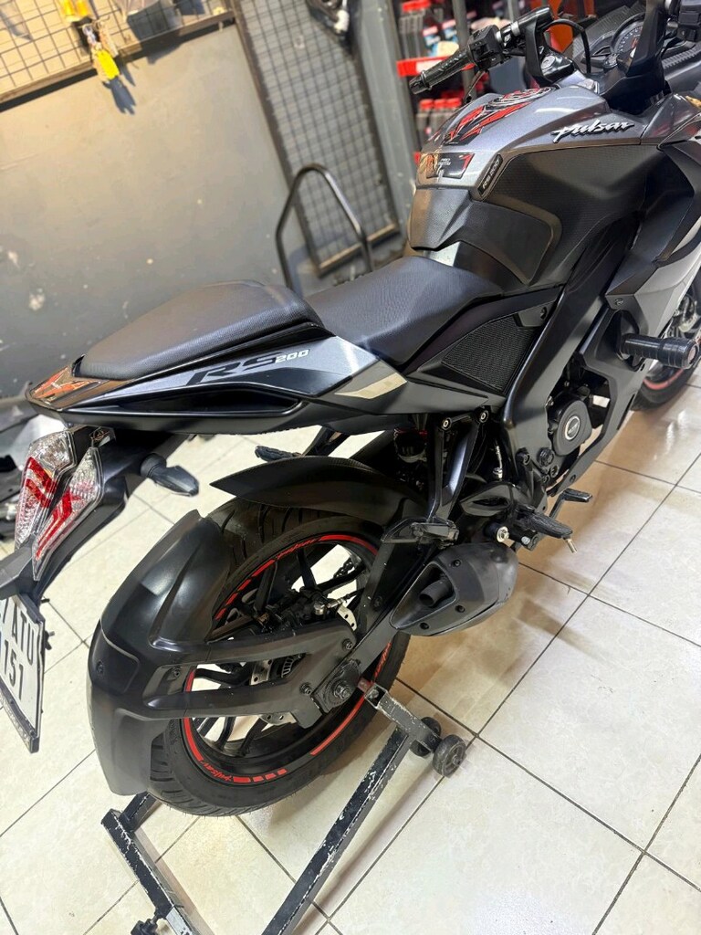 Bajaj Pulsar rs 200 hatasız - 11