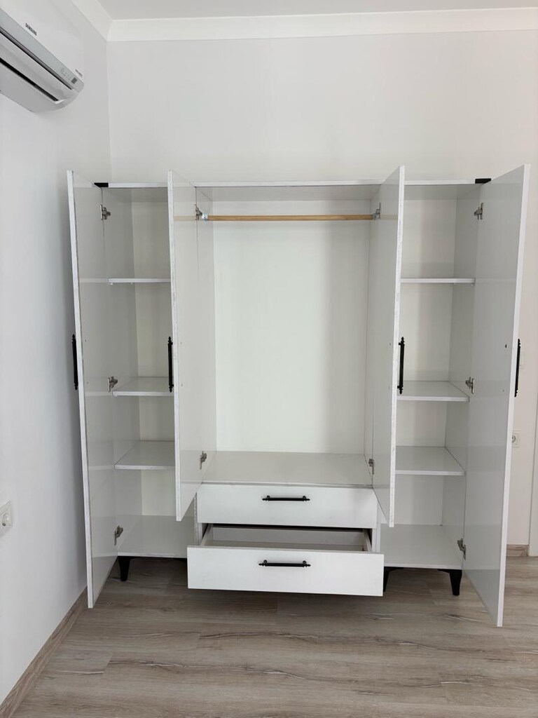 sıfır ürün kaliteli , 4 kapaklı elbise dolabı - 3