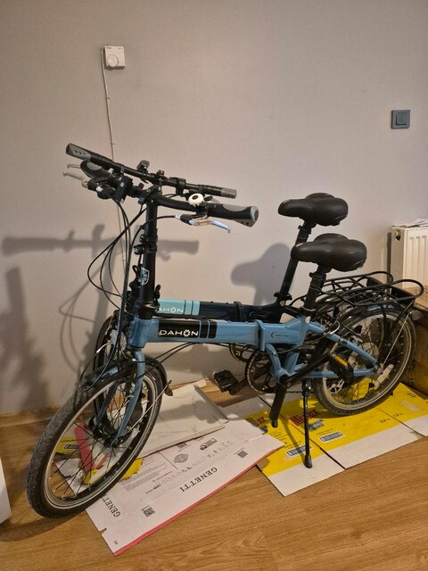 2 adet Dahon vitesse d8 katlanır bisiklet