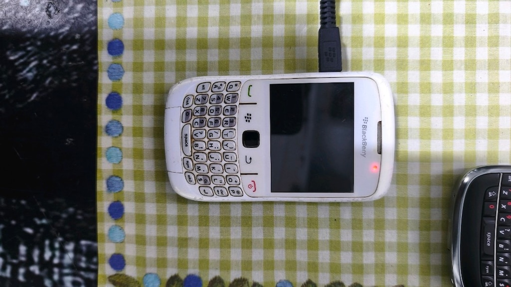 Koleksiyonluk BlackBerry & Palm Seti - Ekranlar Aktif / Şarjlı - 13
