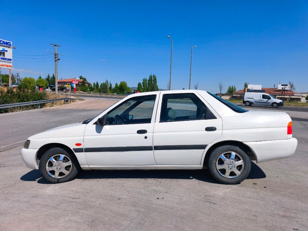 1998 model Ford escort değişensiz - 16